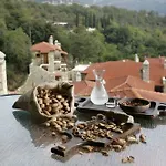 فندق Abeliona Retreat 4*