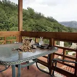 Abeliona Retreat 4* 앰블리오나