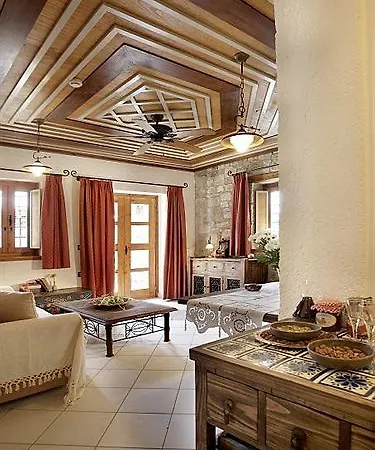 מלון Abeliona Retreat 4*