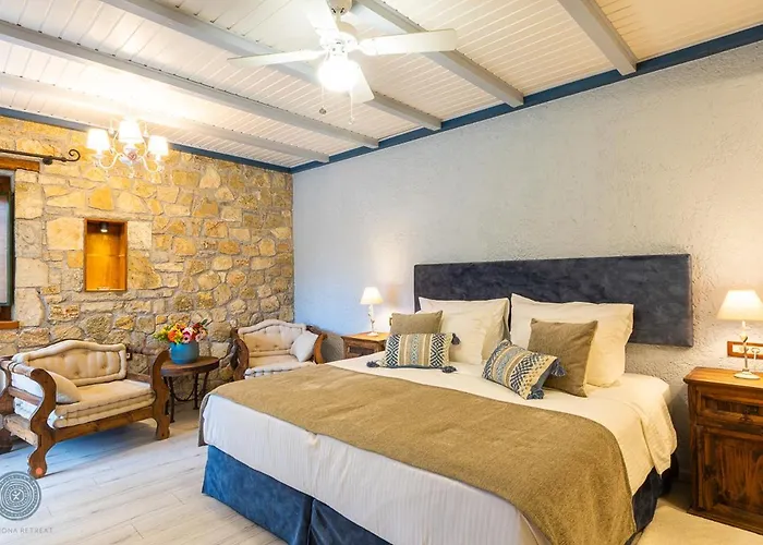 Hotel Abeliona Retreat